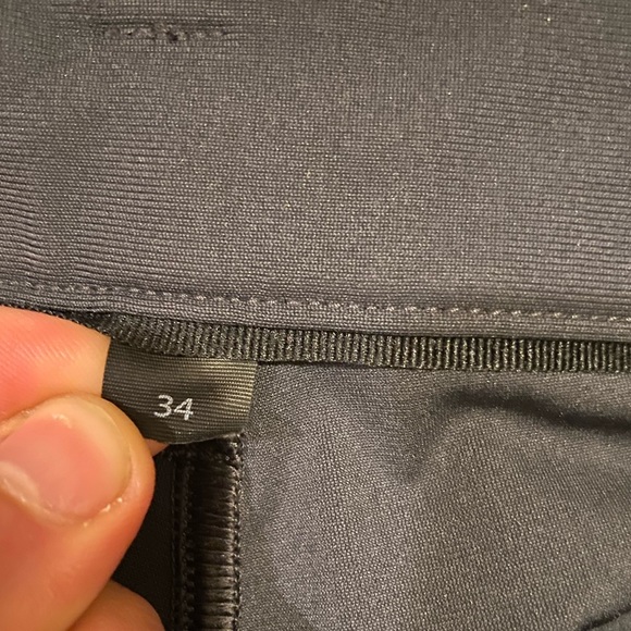Lulu lemon ABC charcoal pants, 34 x 32 perfect condition - Picture 3 of 7